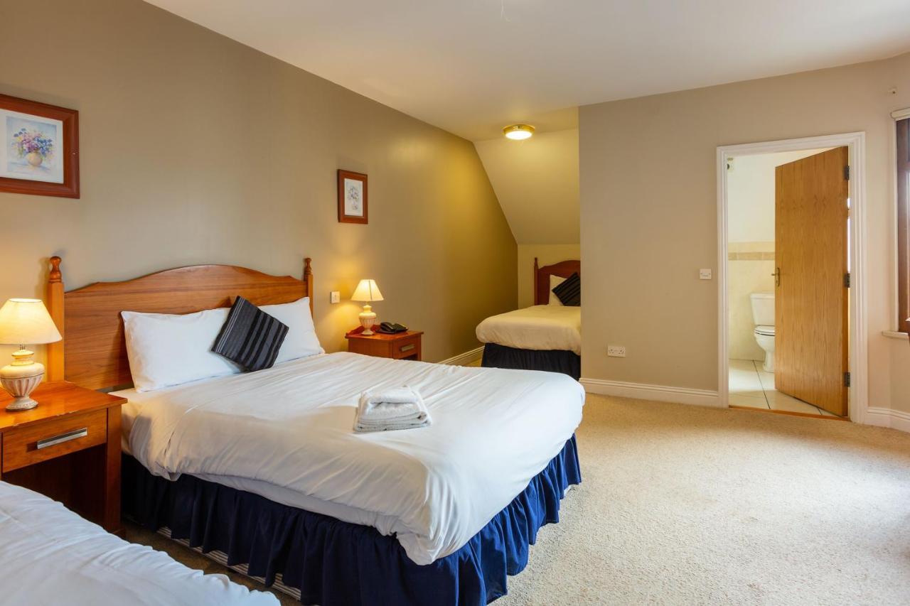 Tudor House Guest House Dungarvan  Bagian luar foto