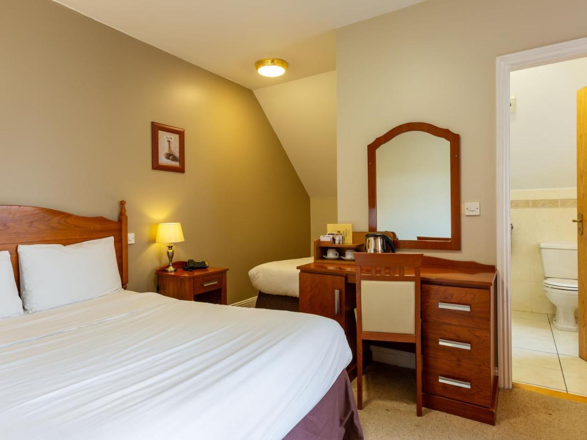 Tudor House Guest House Dungarvan  Bagian luar foto