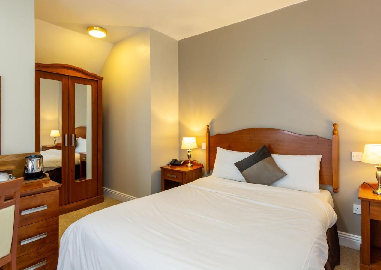 Tudor House Guest House Dungarvan  Bagian luar foto